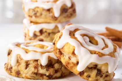 Hardee's Cinnamon 'N' Raisin Biscuit