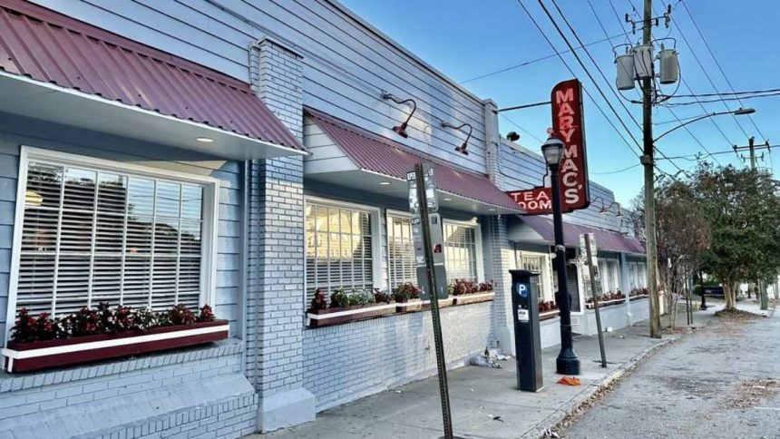 Mary Mac's Tea Room Outside