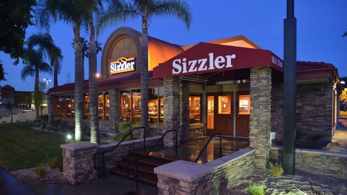 According to the inspection report, steak spot Sizzler demonstrated multiple health violations, including inefficient handwashing facilities.