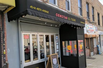 Known for its 10-layer cemita sandwich and hearty portions