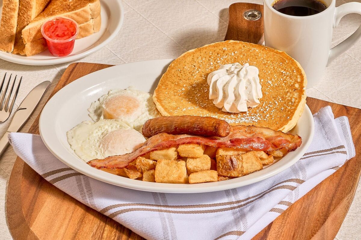 Stacked Pancake and Breakfast House Expanding to Mississauga