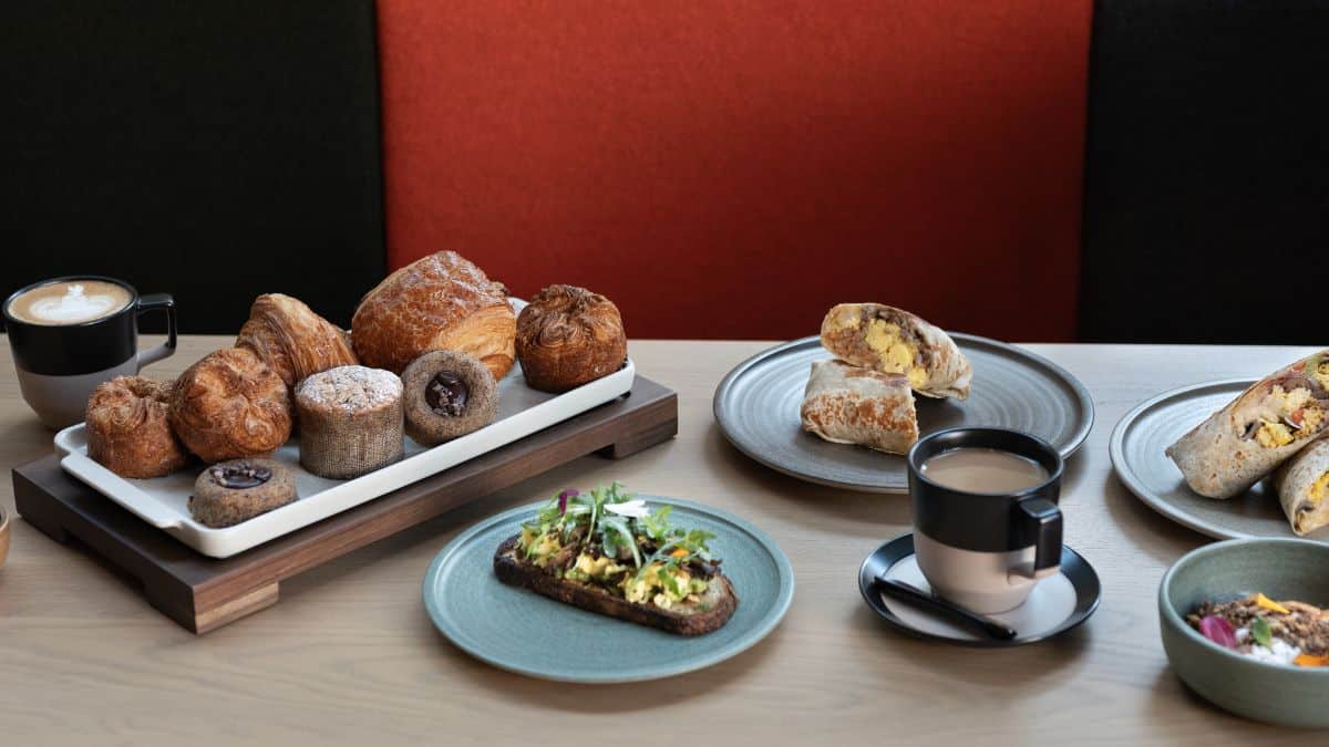 Guests can enjoy their mornings with curated coffee and pastries alongside hot and cold breakfast options.