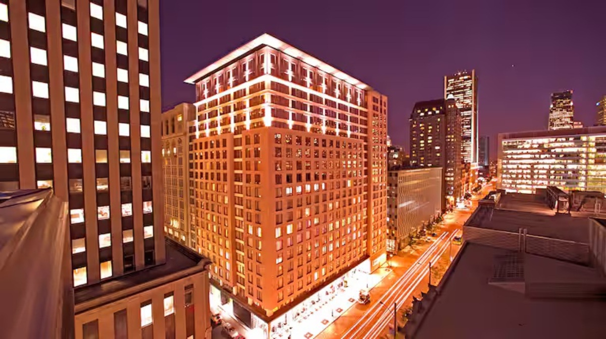 Embassy Suites by Hilton Montreal Renovating On-Site Restaurant as Part of $20M Overhaul