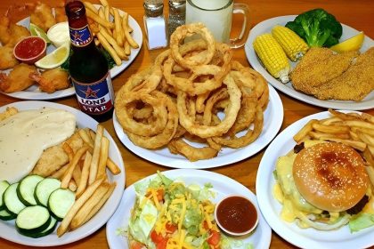 Having served San Antonio for 46 years with comfort food and community warmth, Good Time Charlie's has shut its doors this October.