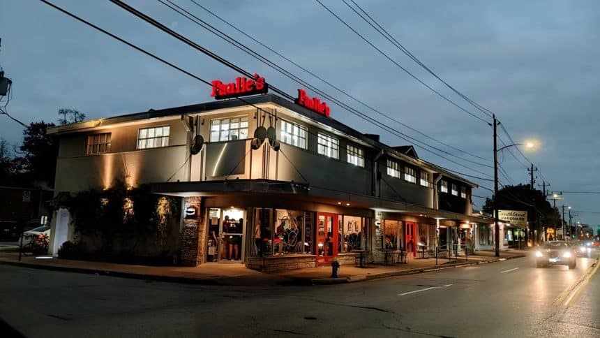 Houston staple Paulie's and Camerata is shutting down operations with a last serve in December. The bar-restaurant couple is walking towards closure after operating for 27 years and serving the neighborhood.