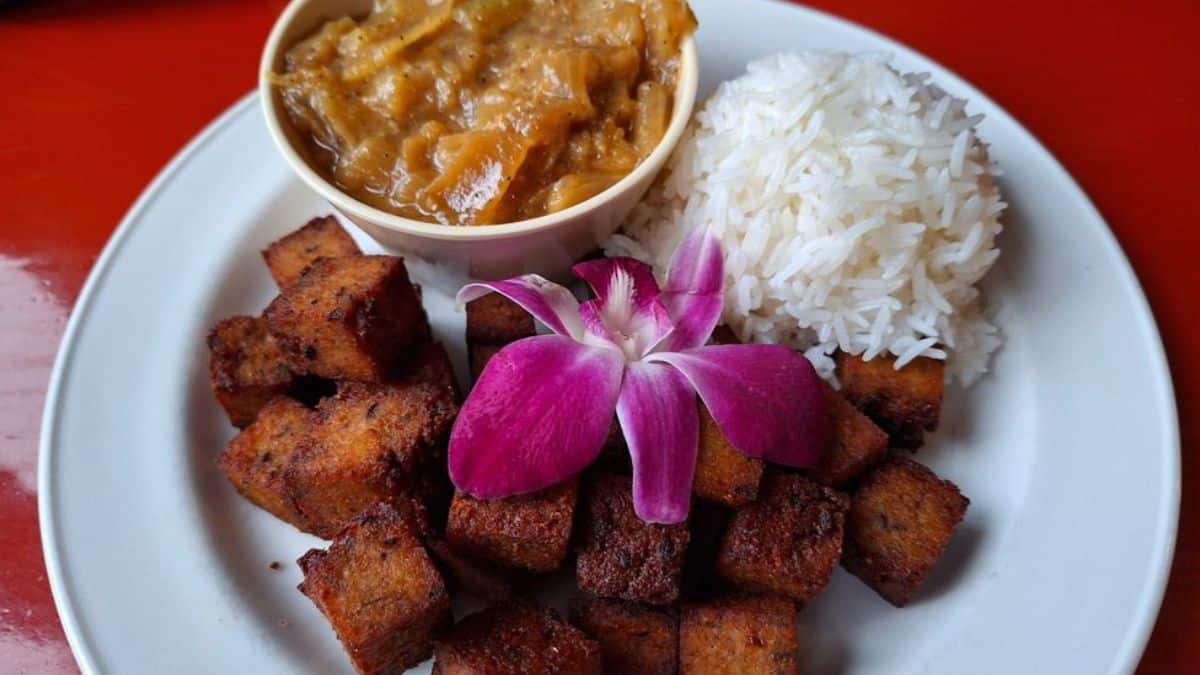 Food image from Bissap Baobab