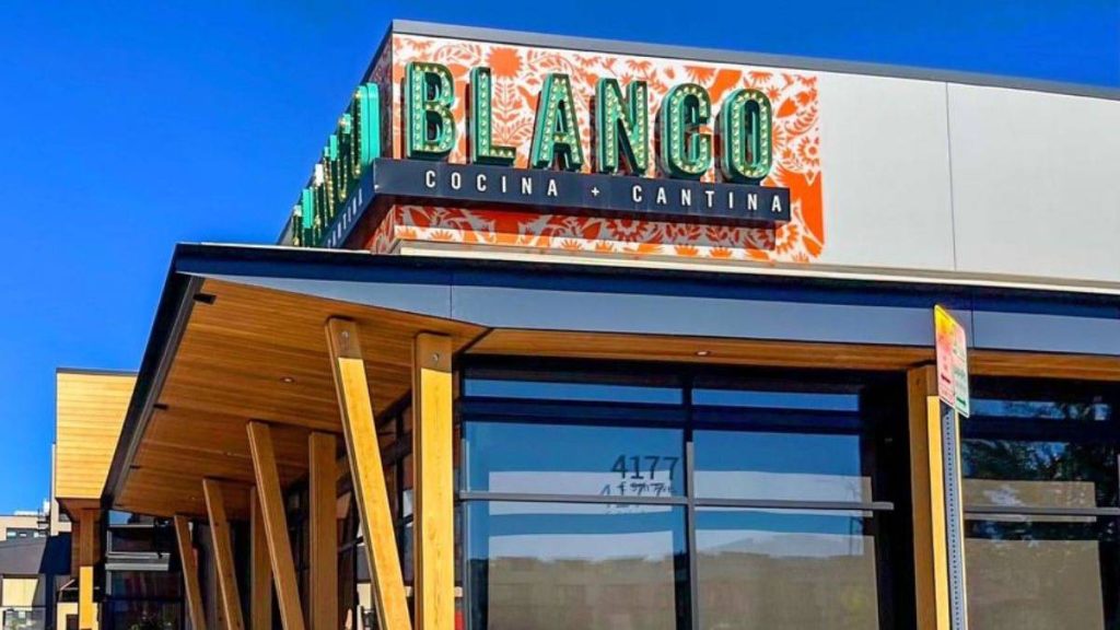 Plenty of chairs, a spacious interior, and an outdoor patio setting are the highlights of the Mexican establishment.