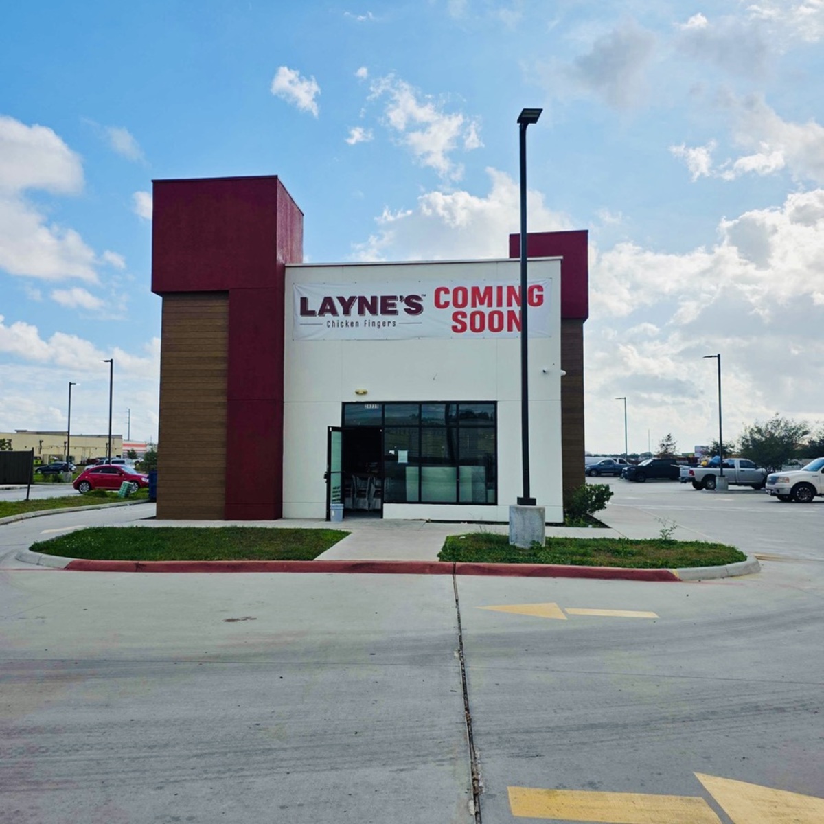 Layne's Chicken Fingers Continues it Expansion in the Houston Market