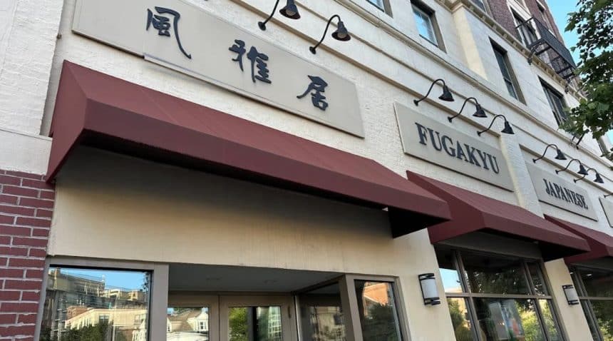 From upscale waterfront diners to warm hangout tea houses, many favorites shuttered permanently.