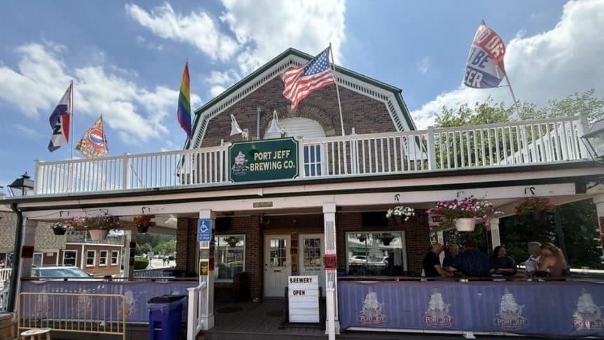 Port Jeff Brewery storefront