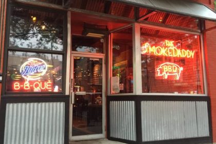 Smoke Daddy storefront
