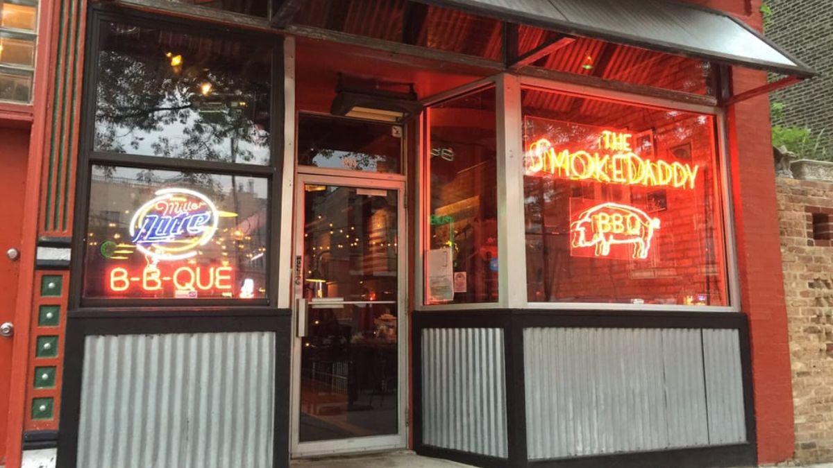 Smoke Daddy storefront