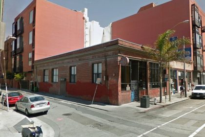 Malone’s to Replace District San Francisco