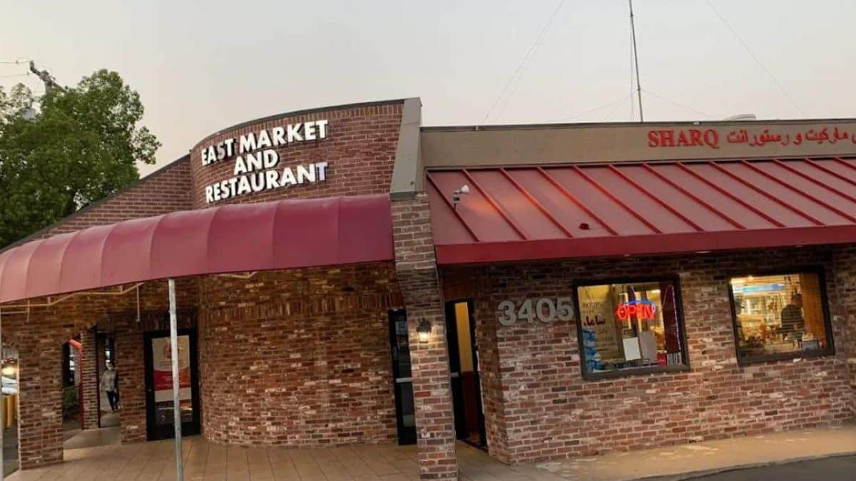 The report noted that all major violations were corrected and instructed the restaurant to continue correcting all other violations observed in the original routine inspection report