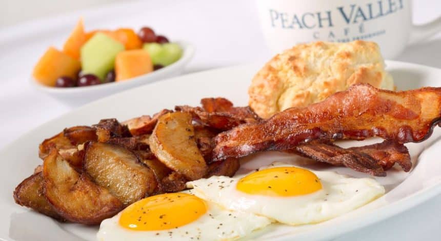 Peach Valley Cafe Opening in Eastport