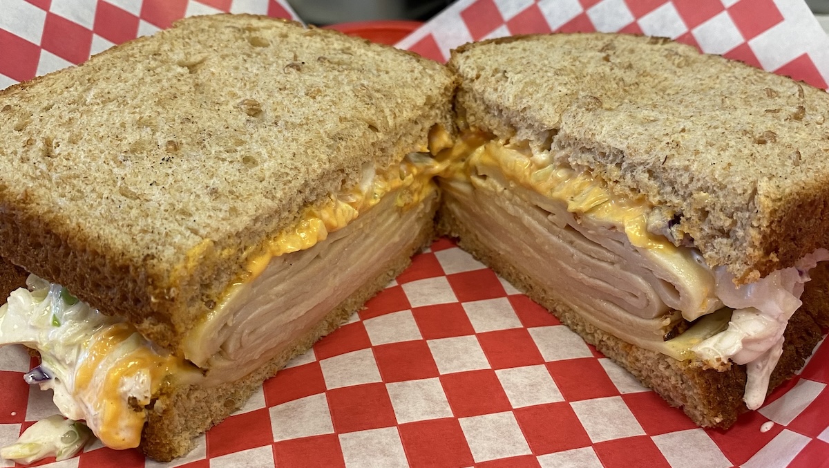 US17 New York Deli To Bring Classic Experience To Fleming Island