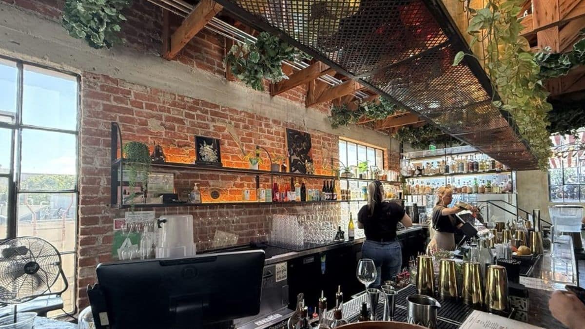 Bar Bohemian's inside