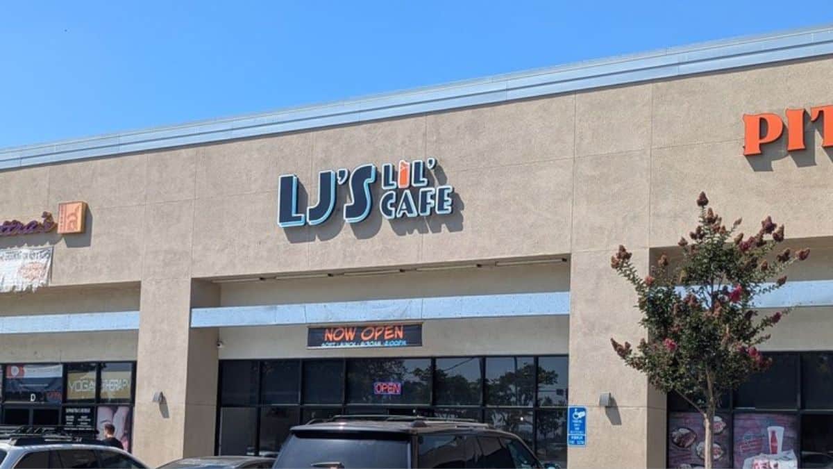 LJ's lil Cafe storefront