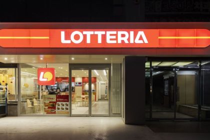 Storefront of Lotteria