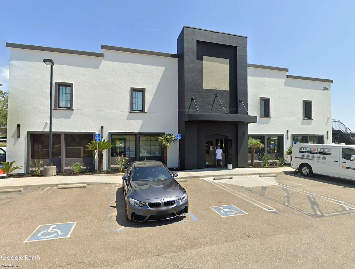 Pasha Mediterranean Restaurant and Hookah Lounge Plans Roseville Expansion