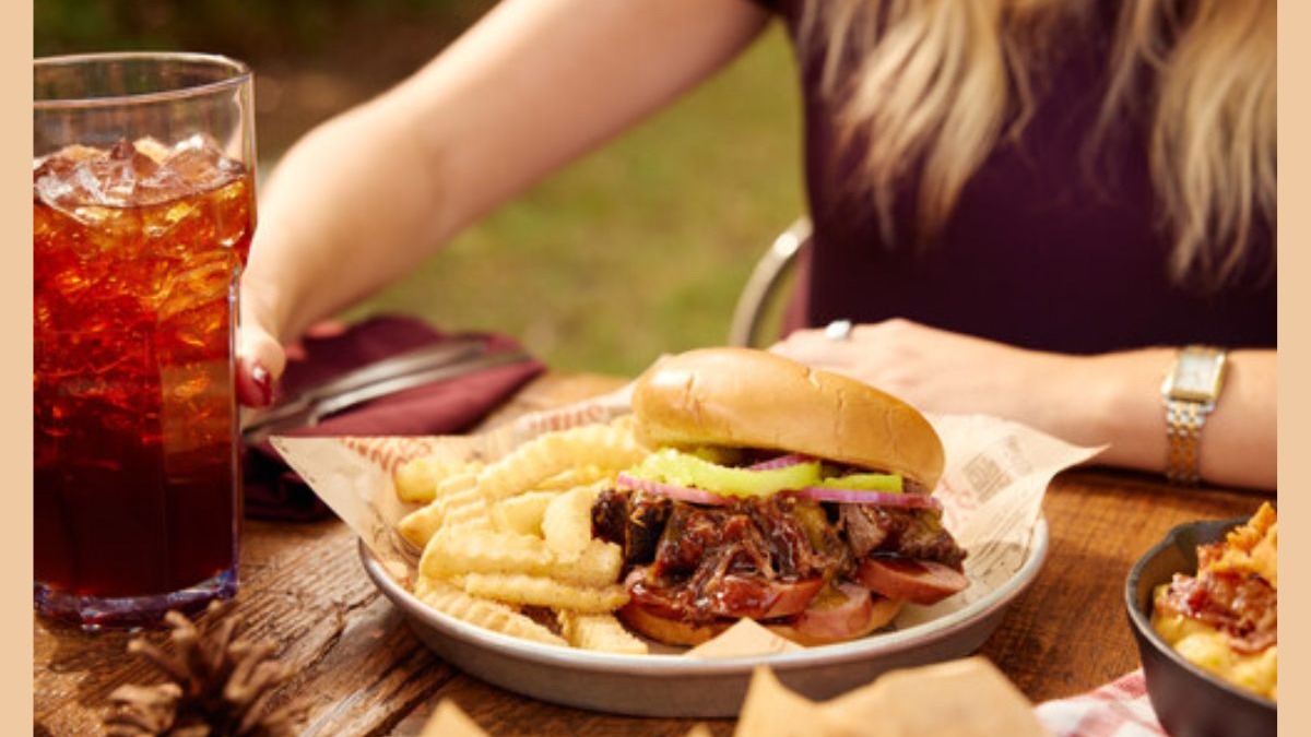 Sonny’s BBQ has introduced a limited-time winter menu, featuring festive Southern comfort dishes and giveaways for loyal members.