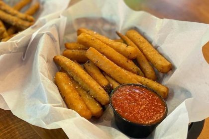 Using a Chapter 11 filing, the Ohio-based restaurant and bar facility aims to serve diners even during the proceedings.