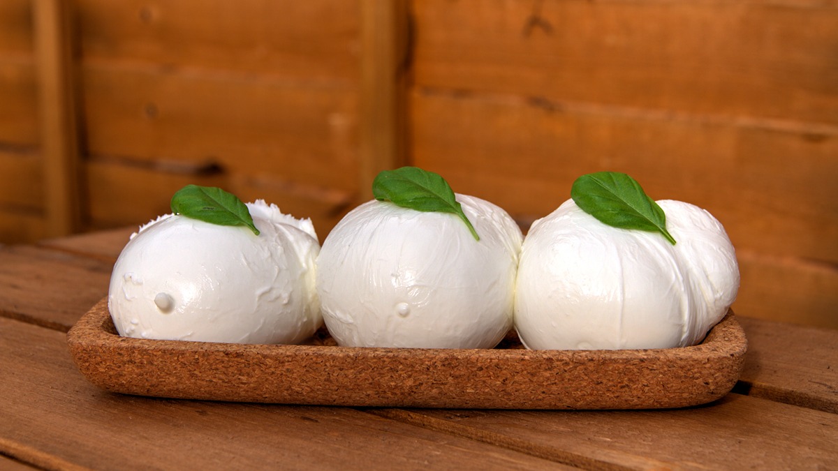 Leprino Foods to close its California facility in 2026.