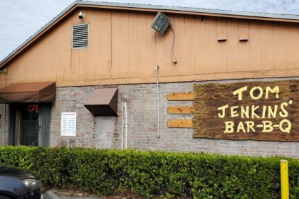 Tom Jenkins BBQ storefront