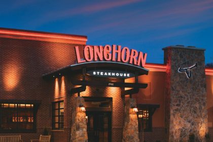 LongHorn Steakhouse One of Two Major Chains to Open in New Shopping Center