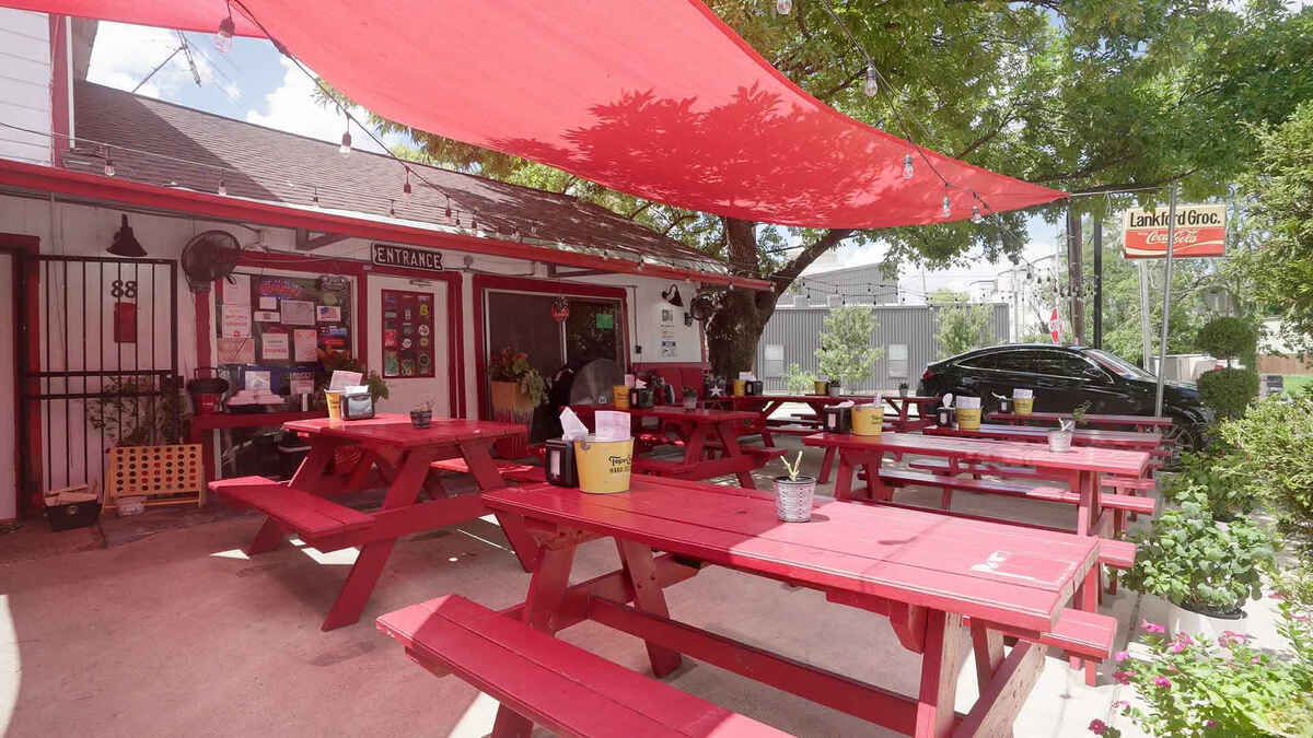 Lankford's Announces Woodlands Opening to Come Next Year