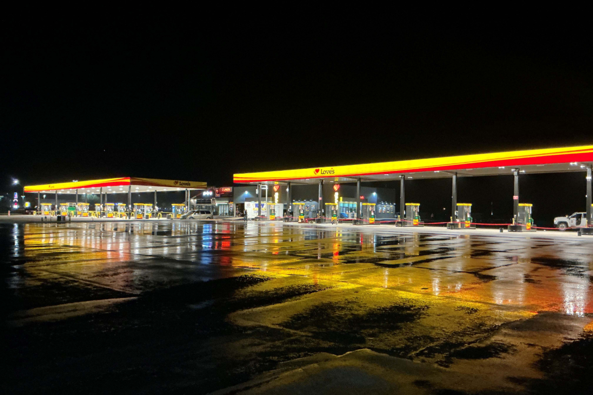 Love’s adds 113 jobs in Pinal County with new travel stop in Eloy