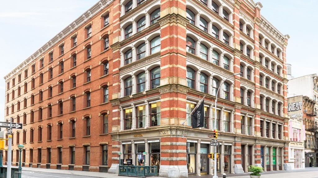 100 Crosby St building secures refinancing of $83 million.