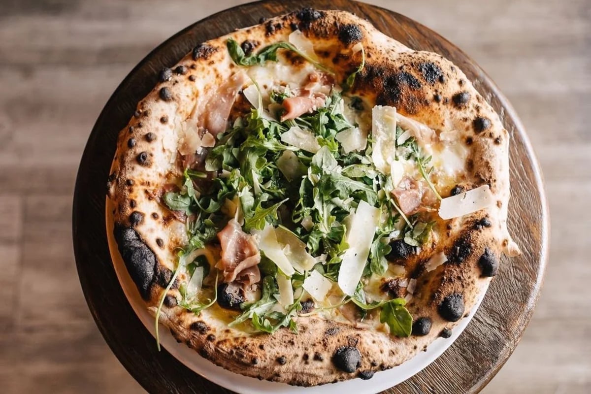 Isola Pizza Bar Is Bringing Neapolitan Pizza to Encinitas