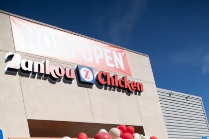 Zankou Chicken opens in Lawndale.