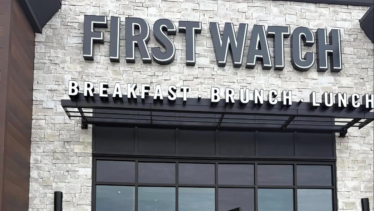 First Watch opens in Orland Park.
