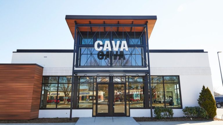 Mediterranean Fast-Casual Restaurant Chain to Open New Location in Bolingbrook East