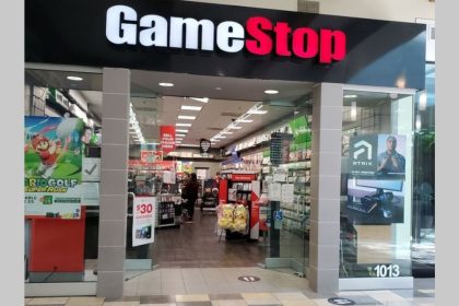GameStop is closing nearly 500 stores across the U.S. this month as part of a broader effort amid ongoing industry changes, suggests WKYC report.