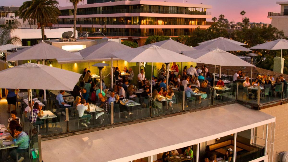 George’s at the Cove's Ocean Terrace restaurant