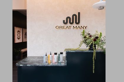 Known for its non-surgical services for hair growth, the latest Atlanta studio facility prepares to serve both men and women.