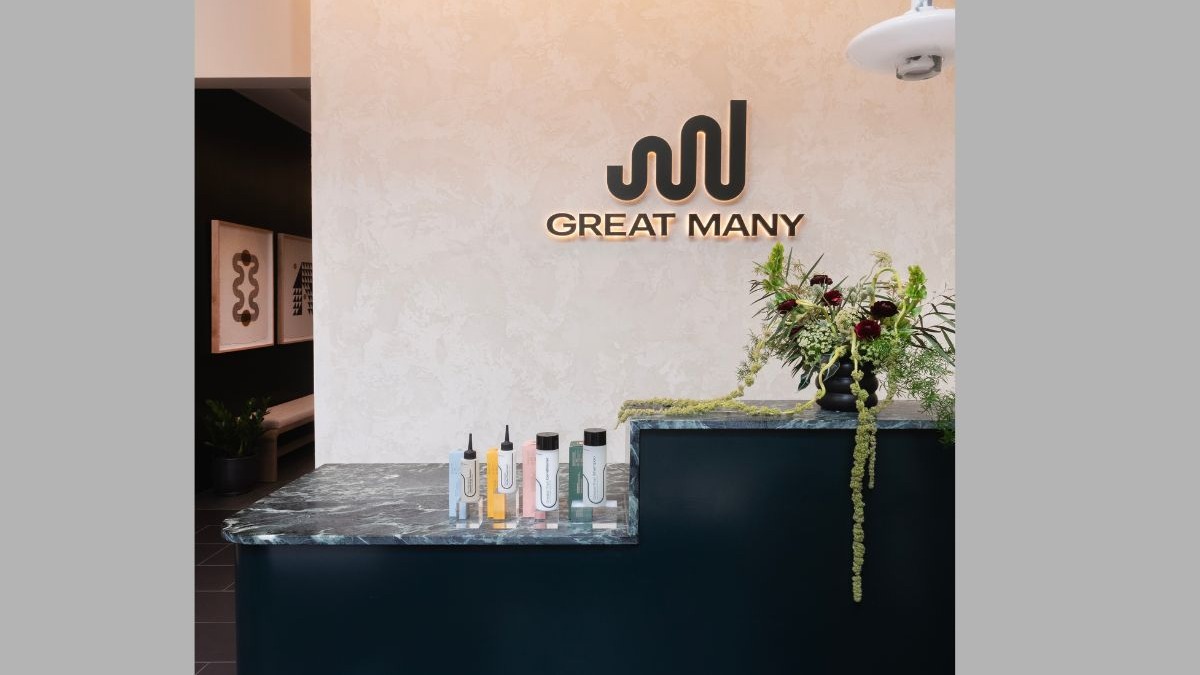 Known for its non-surgical services for hair growth, the latest Atlanta studio facility prepares to serve both men and women.