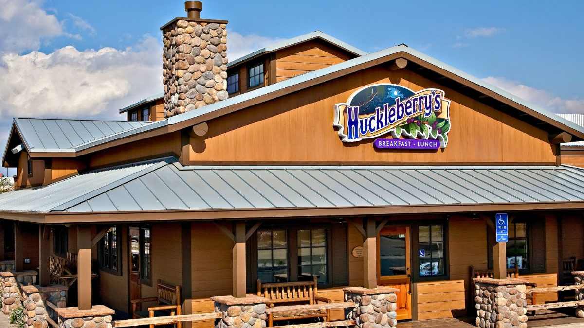 This is a storefront view of the new Sachse location of Huckleberry’s Breakfast and Lunch.