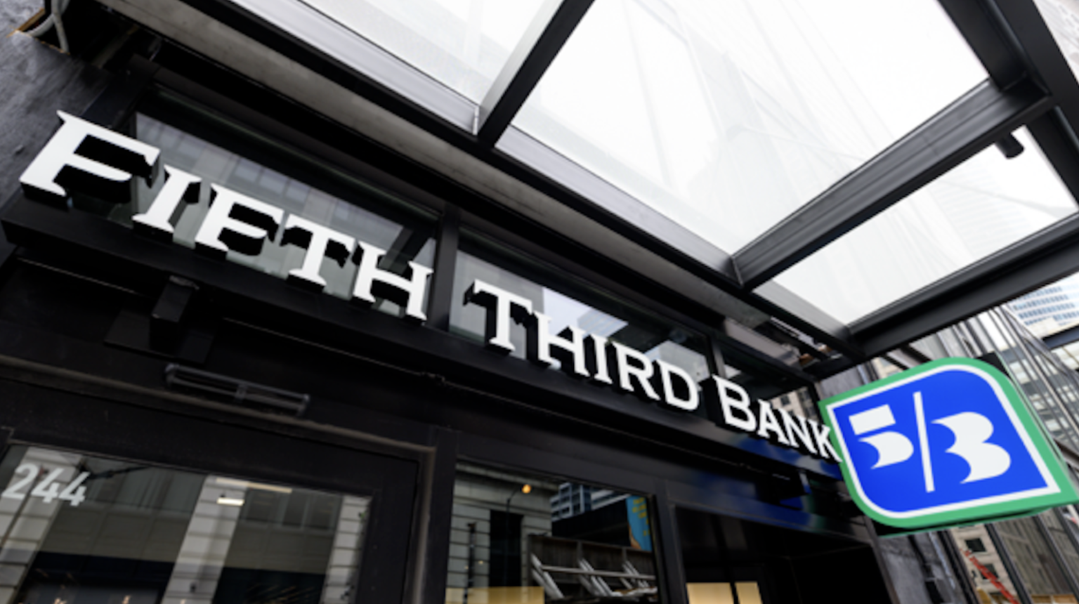 Fifth Third Bank Expanding With Forthcoming Sharpsburg Location