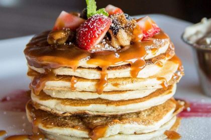 The popular MaOhio-based diner aims to reorganize its business through the process while its regular operations continue under court supervision.