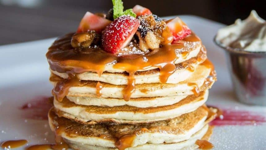 The popular MaOhio-based diner aims to reorganize its business through the process while its regular operations continue under court supervision.