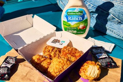 Taco Bell has brought back its crispy chicken nuggets nationwide, pairing the return with a new Hidden Valley Diablo Ranch sauce.