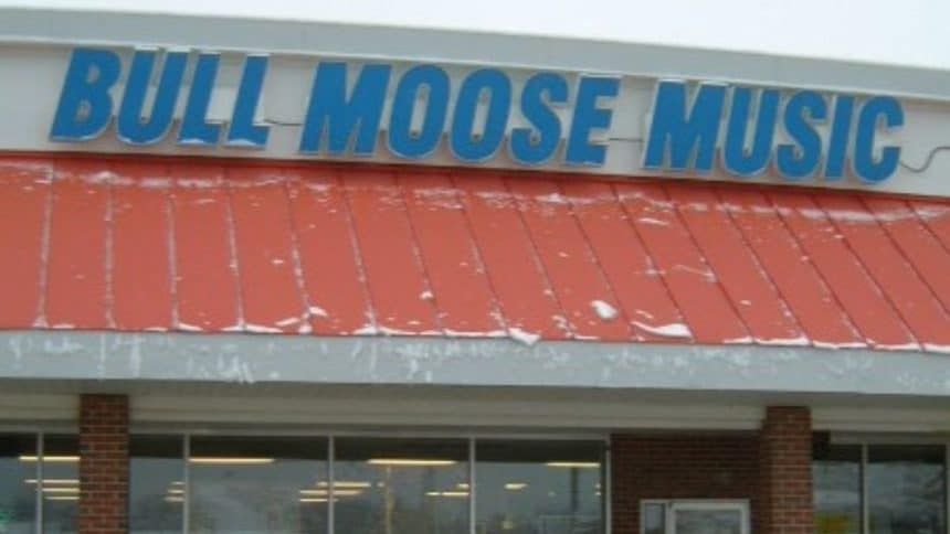 The neighborhood's favorite music and entertainment store is closing its doors after more than three decades of operation.