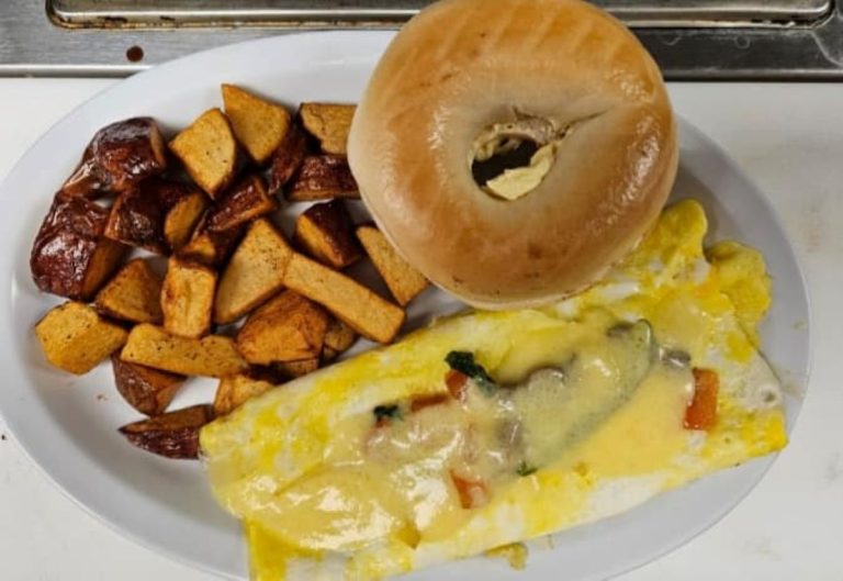 Darrell’s Diner Expands With Two New Locations and More to Come