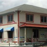 Known to be a welcoming neighborhood spot, Dellis Bar & Grill serves casual American and seafood dishes and drinks