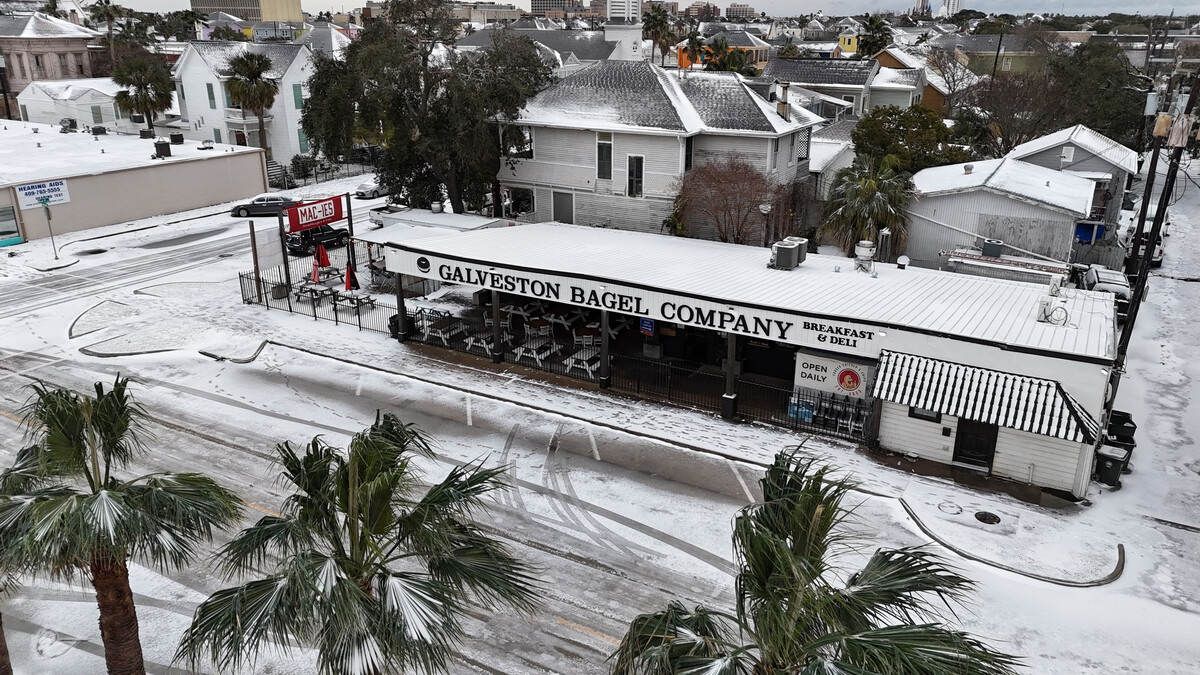 Bagel Co. Express to Open in Galveston