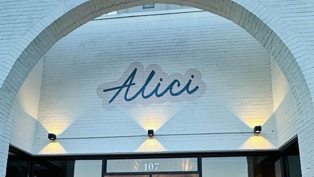 Atlanta restaurant closures in January 2026.